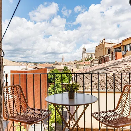 Bravissimo Nou Del Teatre, With Panoramic Views Gerona