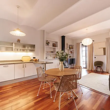 Apartment Bravissimo Nou Del Teatre, With Panoramic Views *