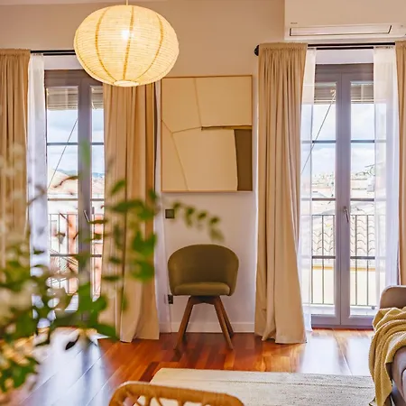 Apartment Bravissimo Nou Del Teatre, With Panoramic Views